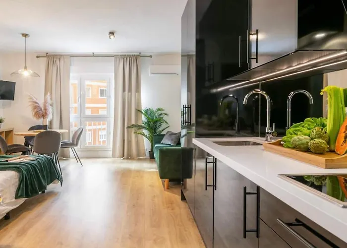 Soek Muelle Uno Holidays Homes